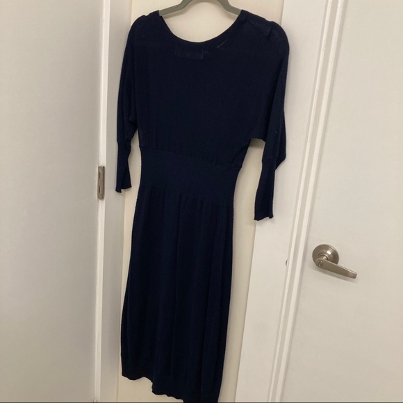 Sparrow Anthropologie form fitting sheath dress - Picture 4 of 4